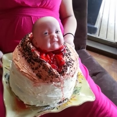 Bolo de comemoração ao nascimento do bebê